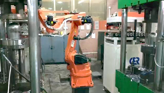 罐體切邊上下料